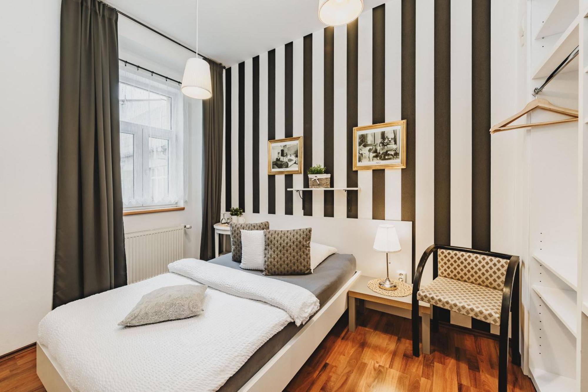 Grand Tabor Hotel Bagian luar foto