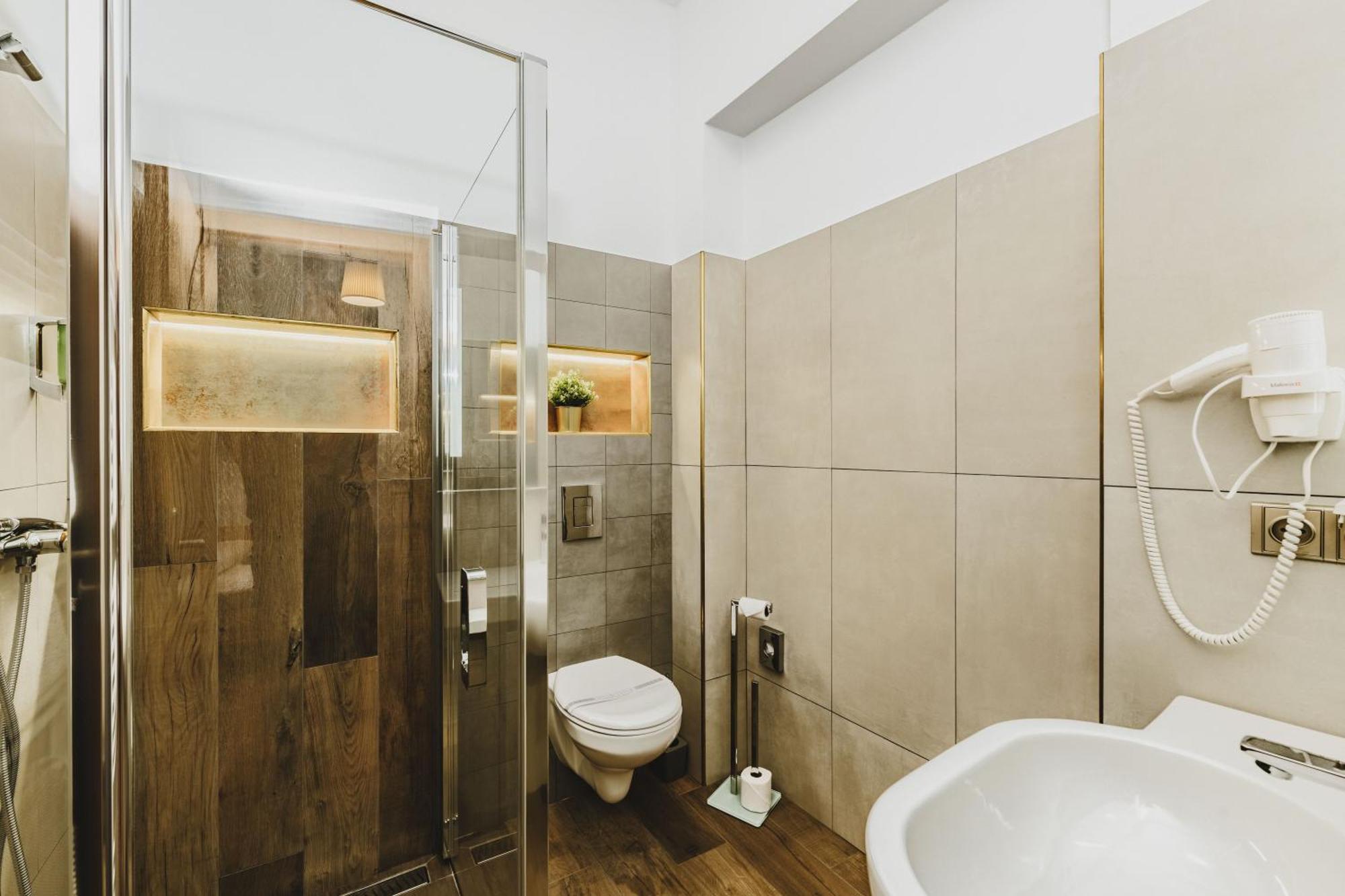 Grand Tabor Hotel Bagian luar foto