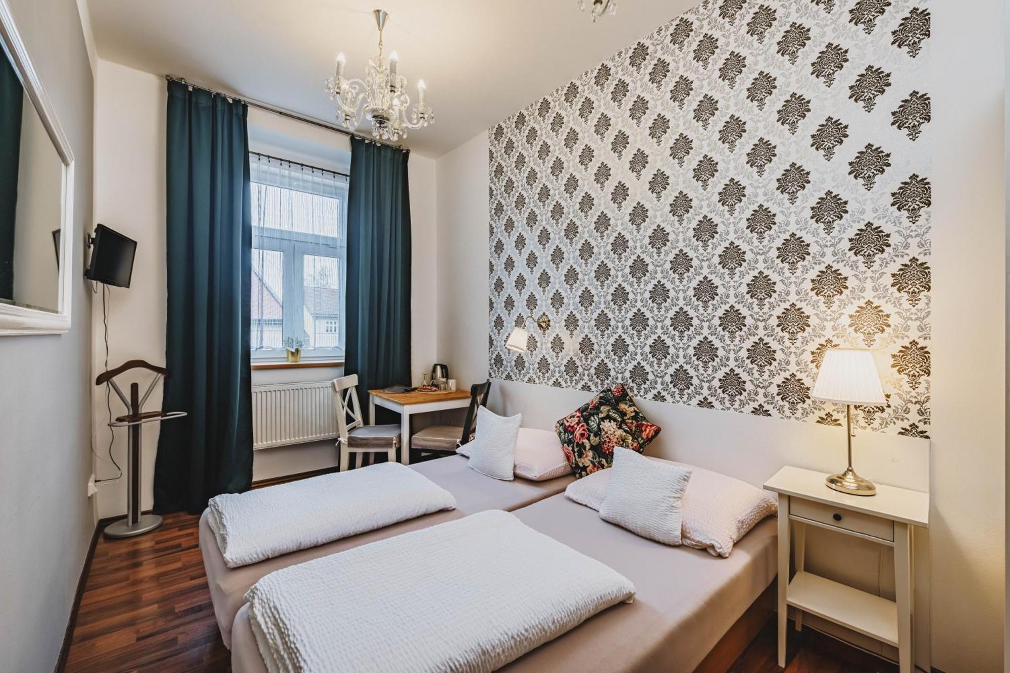 Grand Tabor Hotel Bagian luar foto