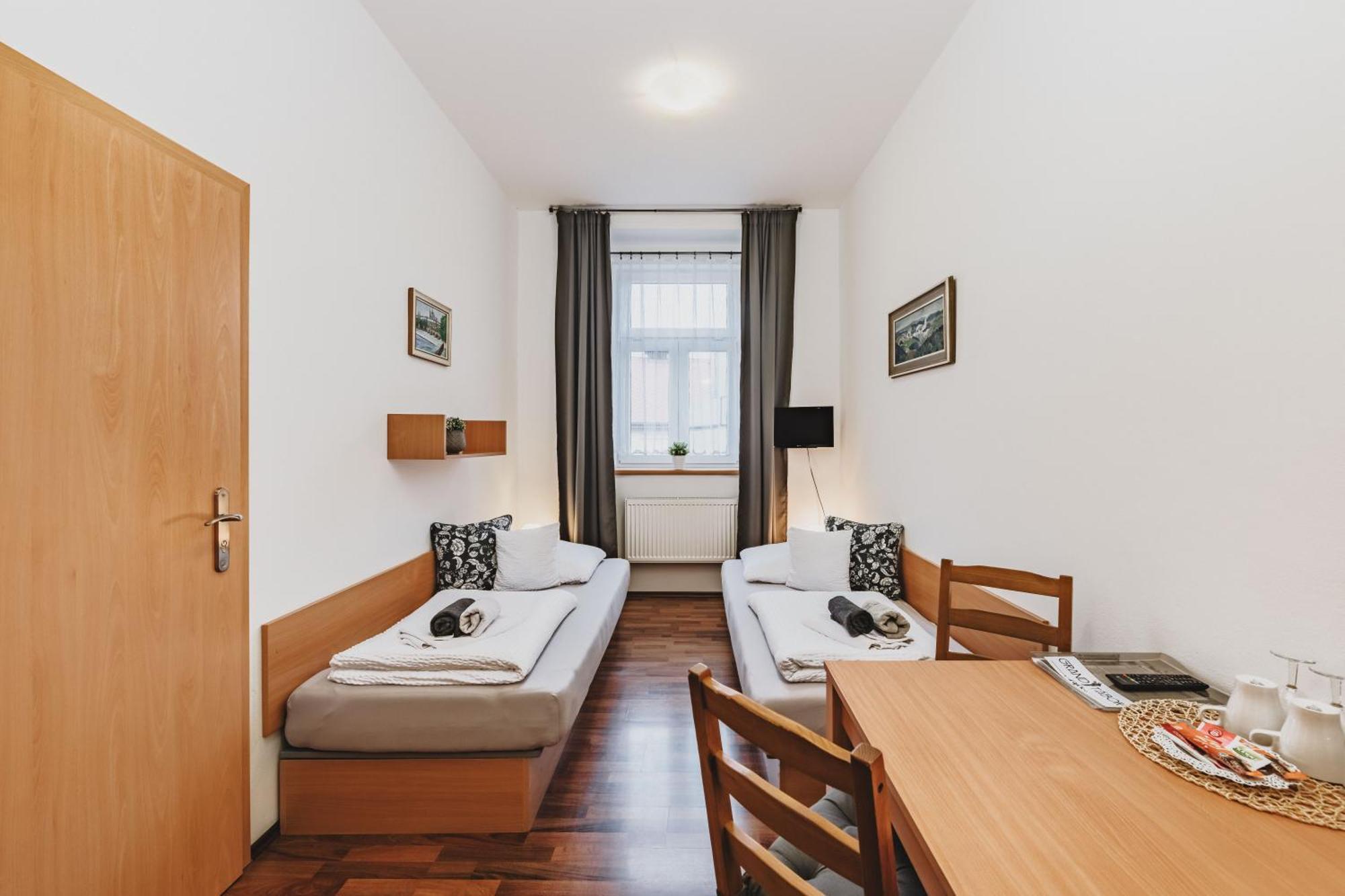 Grand Tabor Hotel Bagian luar foto