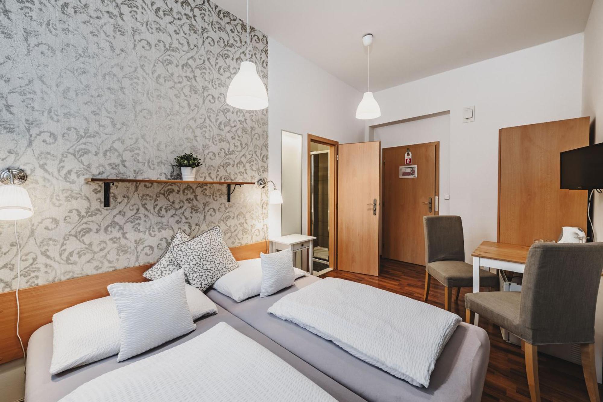 Grand Tabor Hotel Bagian luar foto